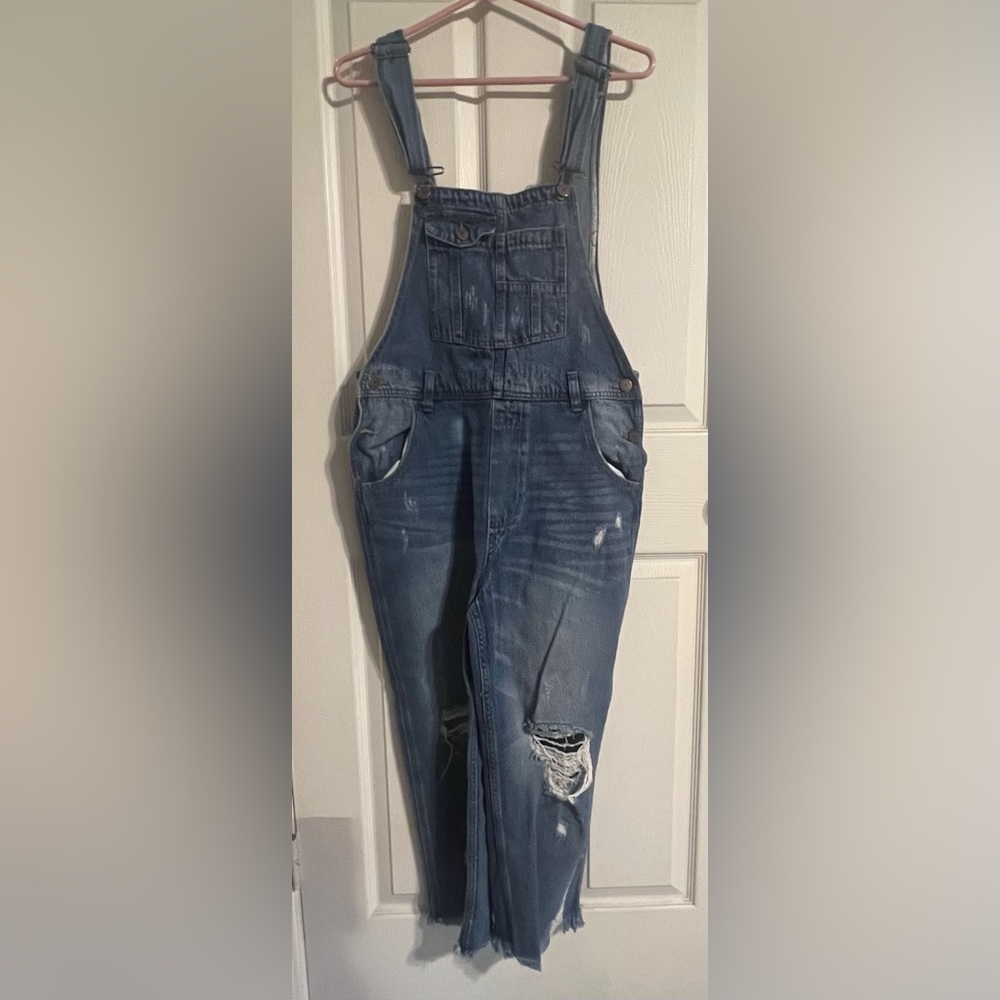 Sincerely Jules Denim Overalls Medium (M) Straight Leg Distressed Blue Jeans
